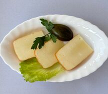 Сыр Сулугуни копченый