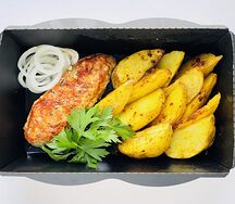 Люля из индейки с картофельными дольками