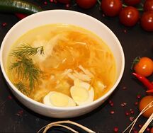 Куриный суп с лапшой