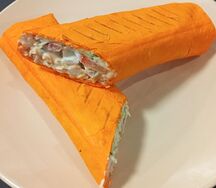 Шаурма куриная в сырном лаваше