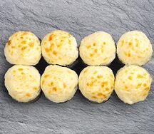 Ролл запечённый с сыром и курицей