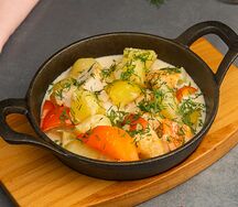 Цыплёнок в сливочно-чесночном соусе