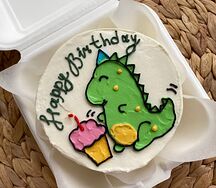 Бенто-торт динозавр