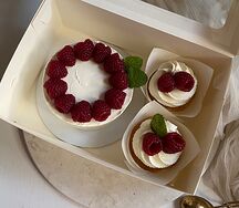 Бенто-торт и капкейки Малинки 