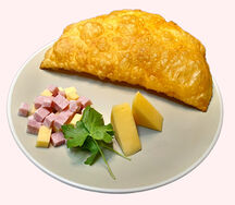 Чебурек с ветчиной и сыром