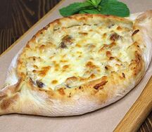 Хачапури с грибами и курицей