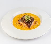 Карельская форель с морковным муссом