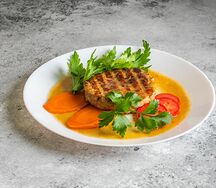 Куриные котлеты по-американски на гриле