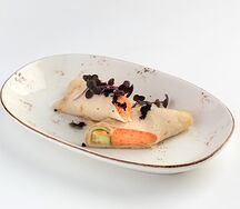 Блинный ролл с муссом из форели