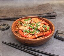 Wok c курицей