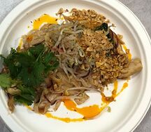 Пад тай с курицей