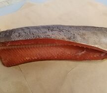 Нерка холодного копчения из Оманского моря