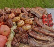 Баранья корейка с овощами