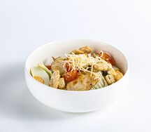 Салат Цезарь с курицей