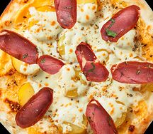 Манакиш с бастурмой и картофелем