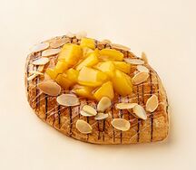 Слойка с персиком