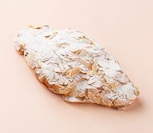 Круассан миндальный