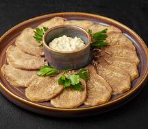 Язык с хреном