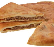 Осетинский пирог Мясной с сыром