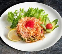 Салат со снежным крабом