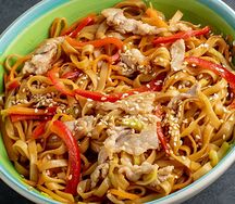 Wok с курицей