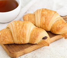 Круассан с шоколадом