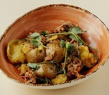 Рваная свинина с картофелем