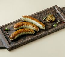 Каталанские колбаски ботифарра с халапеньо