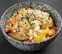 Рис с овощами и курицей