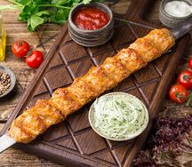 Люля-кебаб из курицы на углях