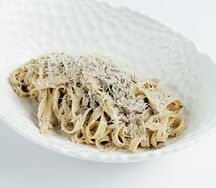 Тортуфа с говядиной и лесными грибами