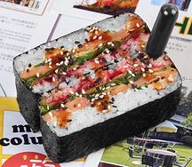 Онигиразу Лосось