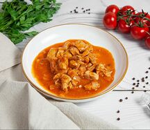 Гуляш из куриного филе