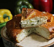 Мини пирог с Адыгейским сыром и луком