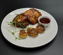 Рёбрышки BBQ с печеночным картофелем