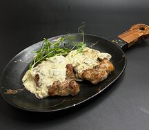 Медальоны из телятины