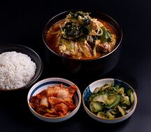 Миек Кальби