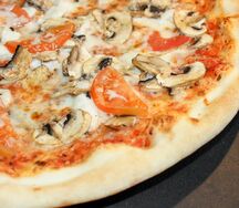 Пицца Куриная с грибами