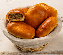 Пирожок с мясом