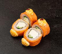 Половинка запеченного ролла Филадельфия Классик