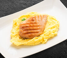 Куриное филе с картофельным пюре