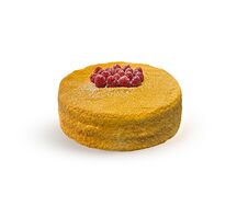Торт Медовик с малиной