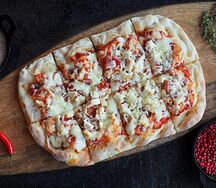 Пицца С курицей и беконом