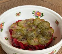 Винегрет с домашними соленьями и душистым маслом