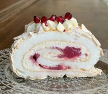 Меренговый рулет с мандарином