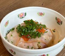 Салат с копченным сазаном и балыком из сома