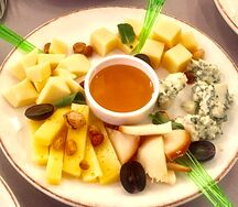 Сырная тарелка