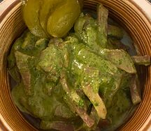 Язык в сливочном соусе