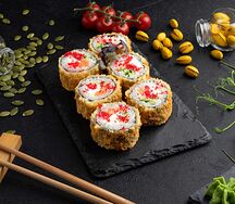 Горячий ролл Филадельфия с лососем рору