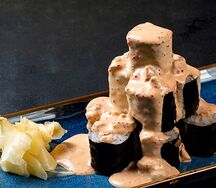 Ролл Вулкан с лососем